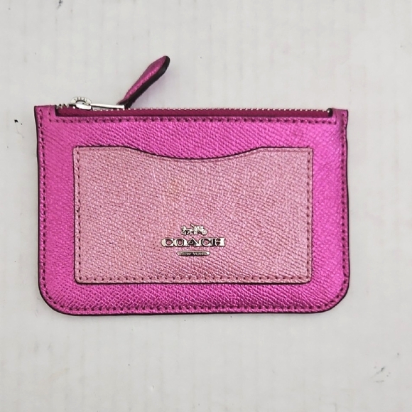 Coach Handbags - Coach Zip Top Card Case